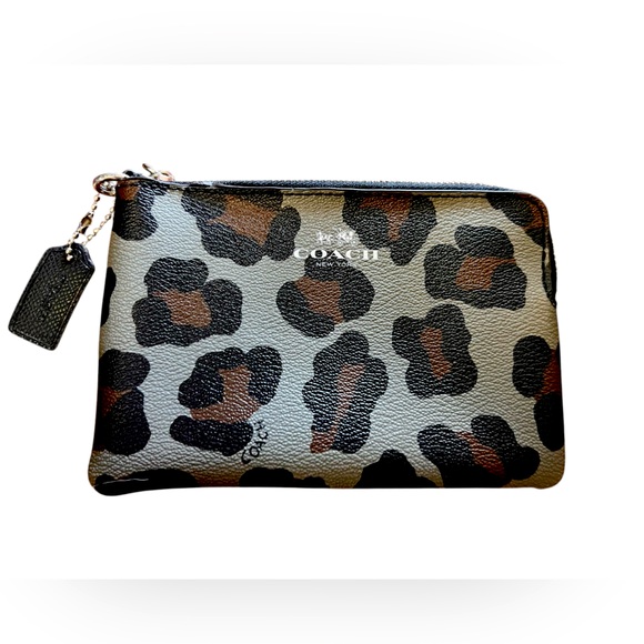 Coach - Leopard Print Wristlet GIVEAWAY - Picture 1 of 5